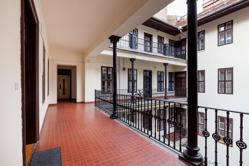 Elegant Apartment Budapest Esterno foto