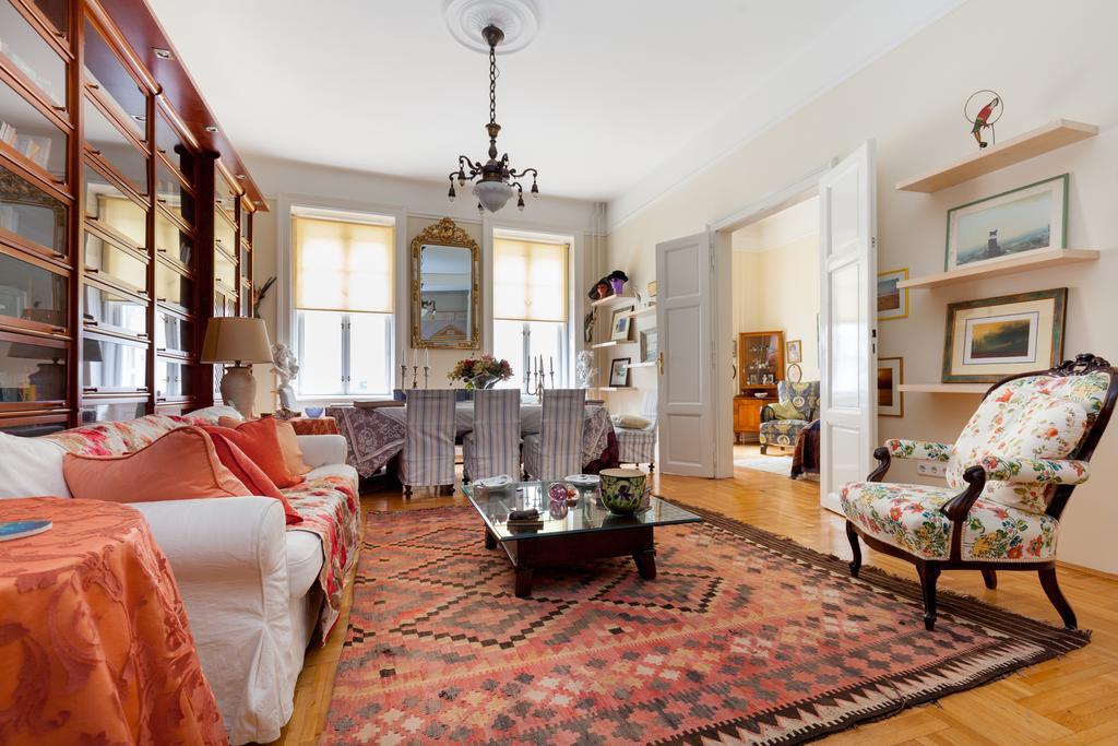 Elegant Apartment Budapest Esterno foto