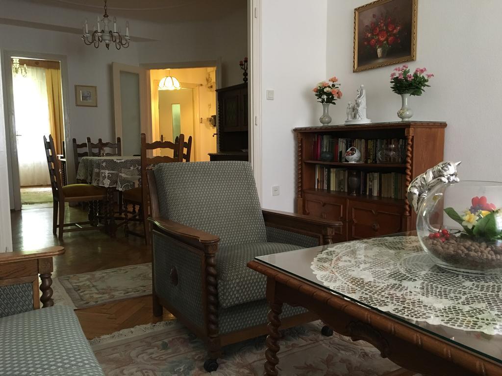 Elegant Apartment Budapest Esterno foto